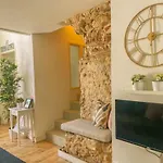 Historical Bica - 3 Bedroom Apartmán