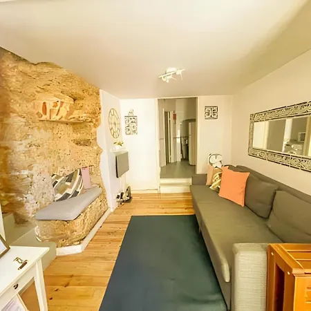 Daire Historical Bica - 3 Bedroom *