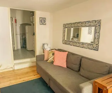 Historical Bica - 3 Bedroom Lisbon